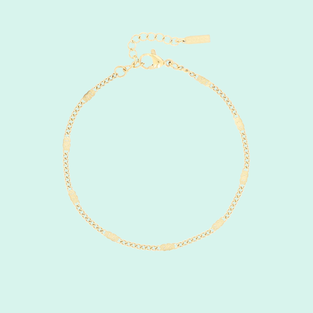 SB-1004 - Gold bracelet with classic detail