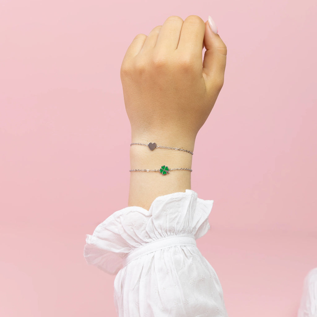 SB-1036 - Silver Bracelet with a Green Clover