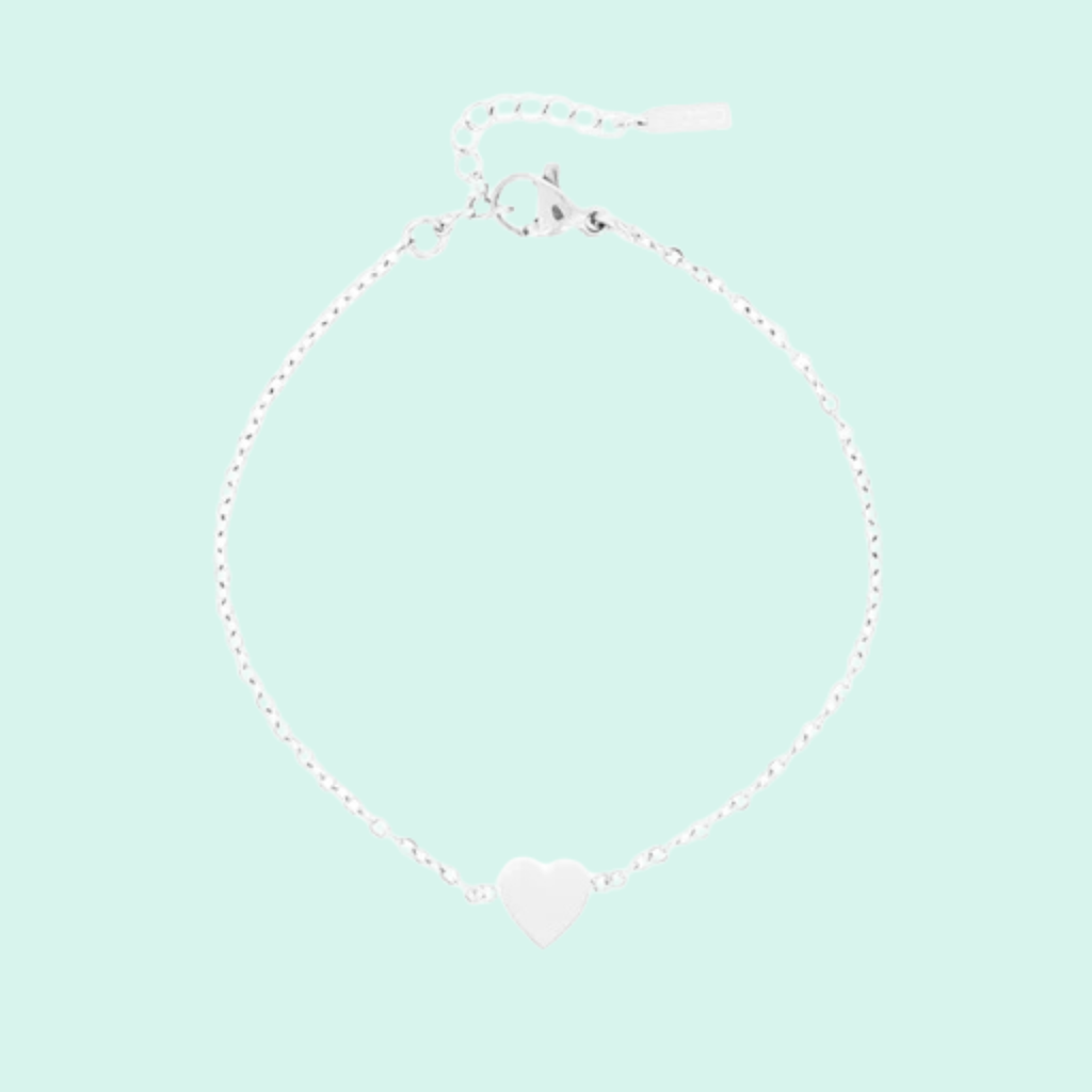 SB-1039 - Silver Bracelet with a Heart