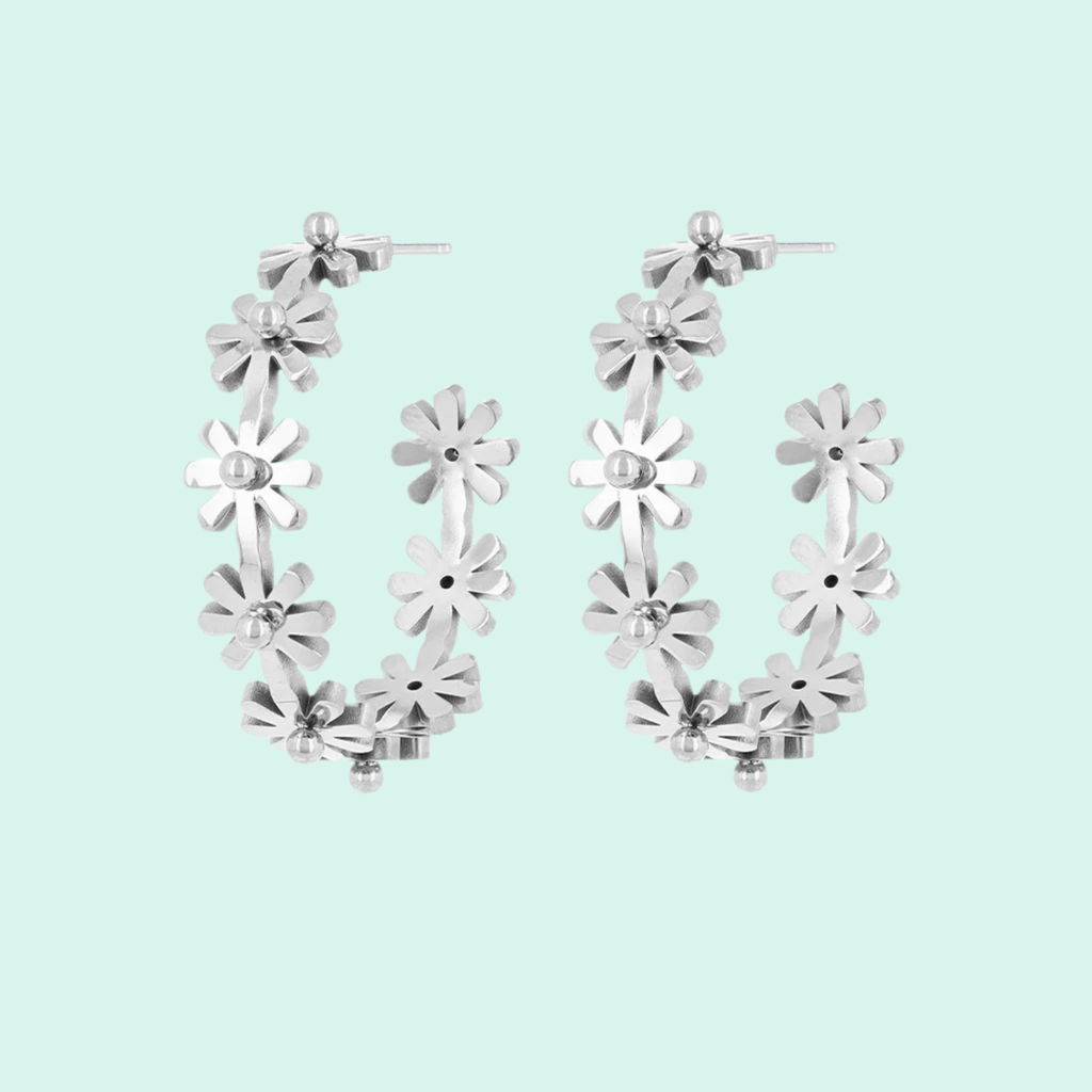 SE-3042 - Silver earrings with flowers