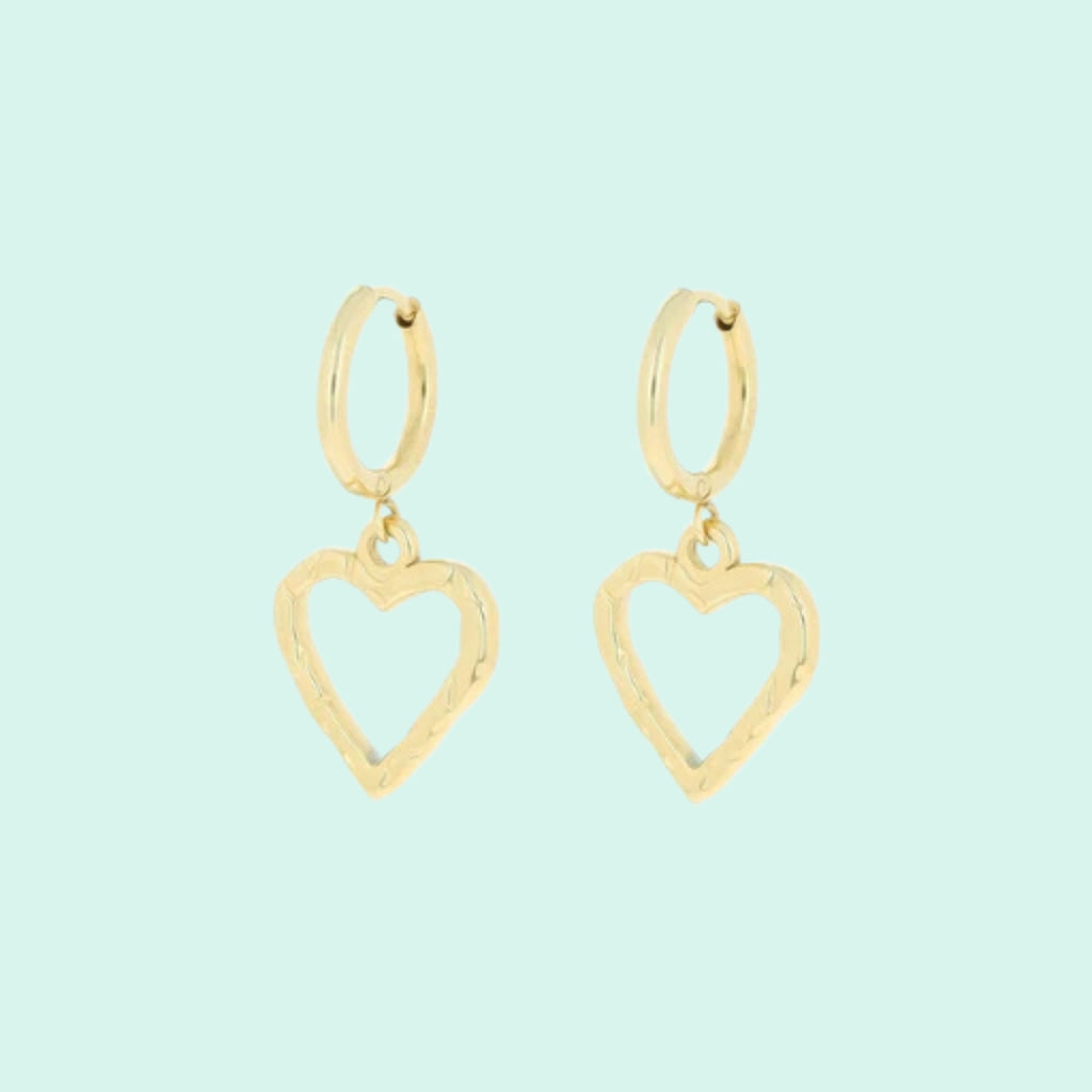 SE-3071 - Gold earrings with heart charm