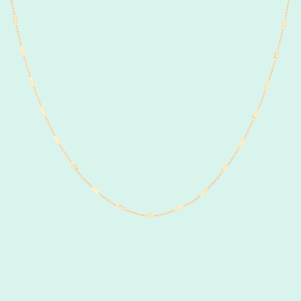SN-2004 - Gold necklace with classic detail