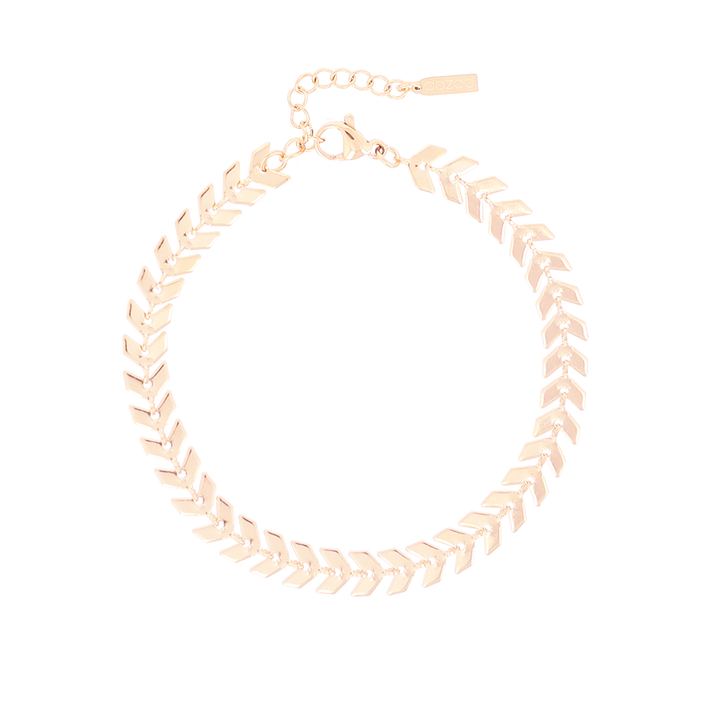 Rose coloured bracelet with V-chain